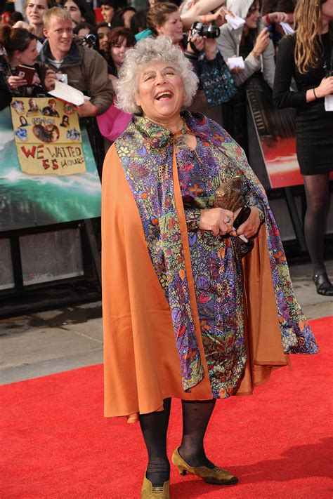 Harry Potter Star Miriam Margolyes Poses Nude for British。